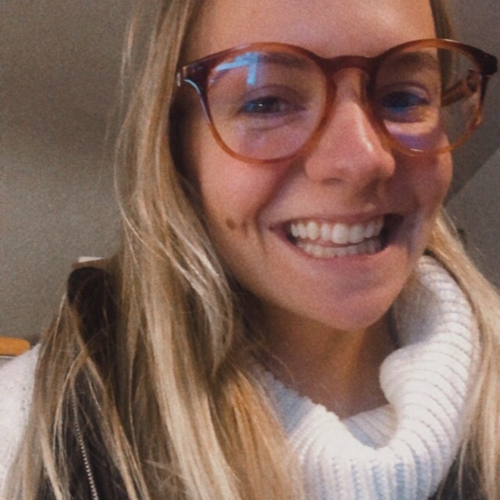 Meet your Posher, Abbie